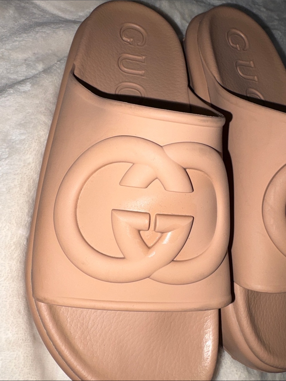 Gucci soft rubber platform sandals 100% Authentic - Picture 5 of 5
